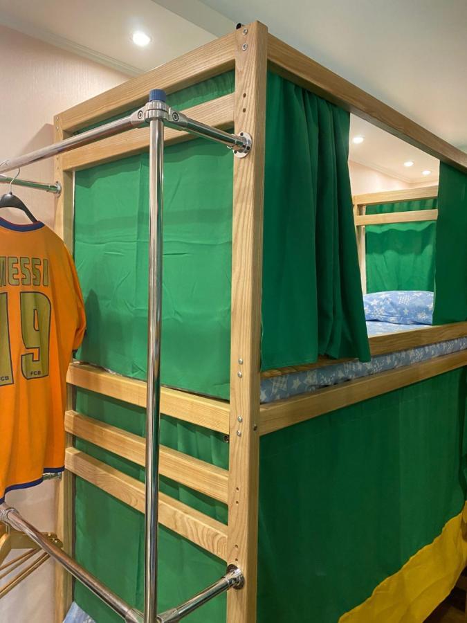 Vip "Hostel Ok Hotel" 키예프 외부 사진